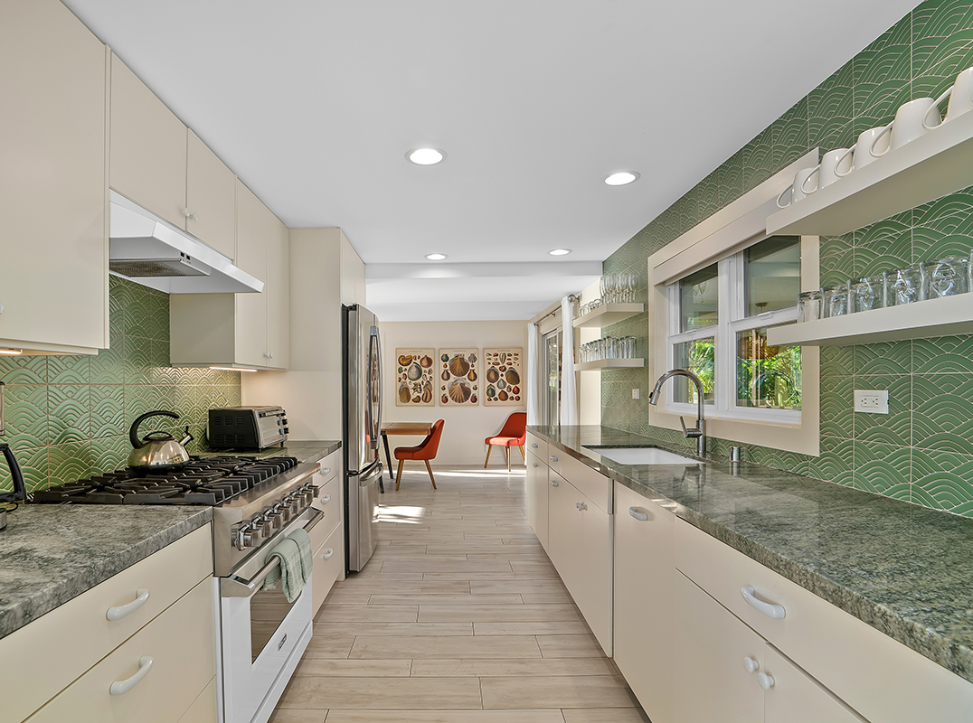 5-6920 Kuhio Hwy
